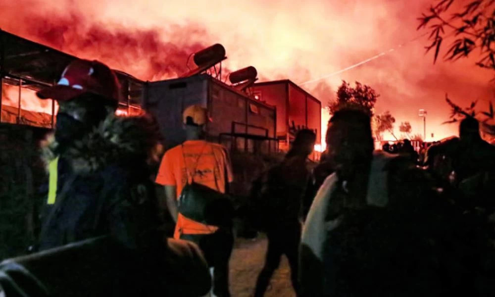 Το Facebook μιλάει: Εμπρηστική καθοδήγηση πριν από την πύρινη κόλαση στη Μόρια